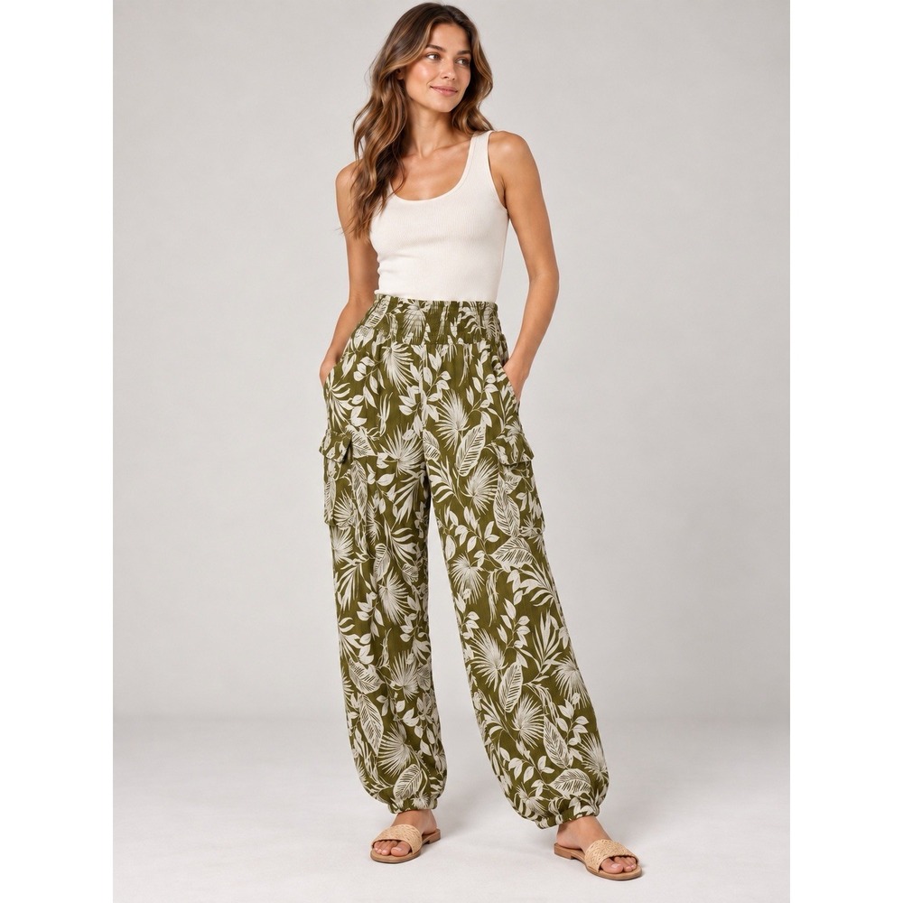 Patrons Of Peace Women's Large Olive Green Tropical Print Cargo Pants NWT